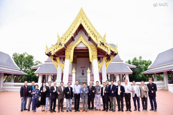 โครงการปรับปรุงอาคารนวัตกรรมเฉลิมพระเกียรติลานอุทยานพระจอมเกล้า