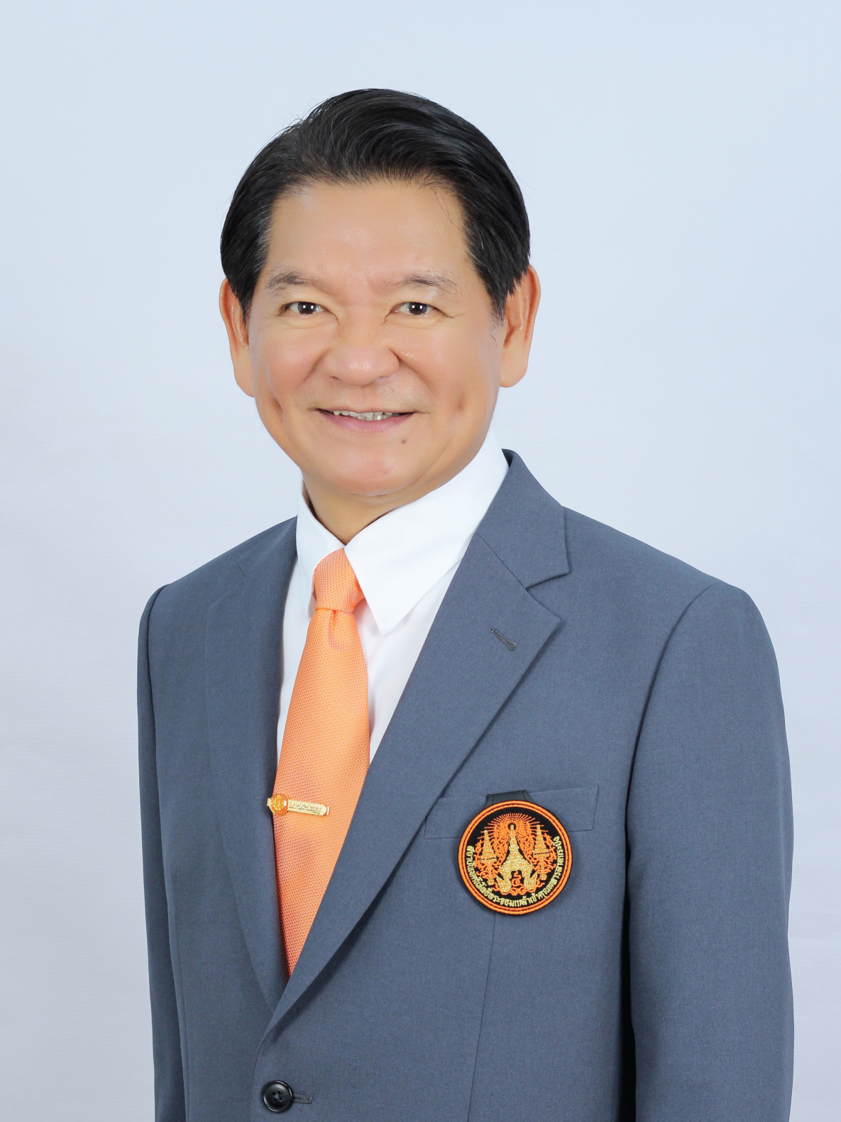 นายกฤษณ ไทยดำรงค์